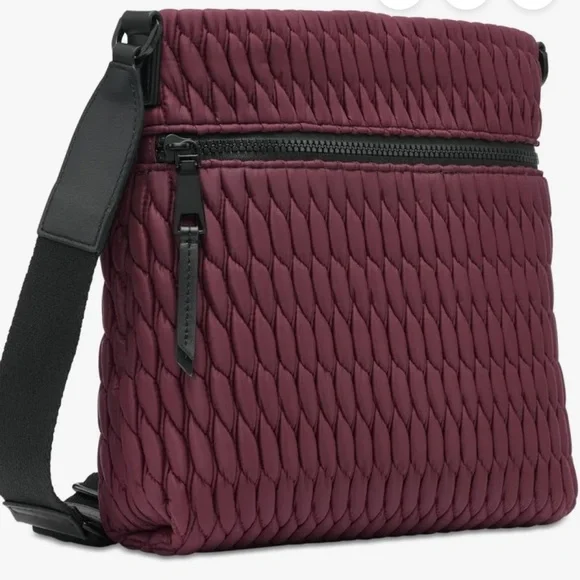 NEW Garnet DKNY Mack Nylon Crossbody Bag Retails for $148.00 - Picture 2 of 6